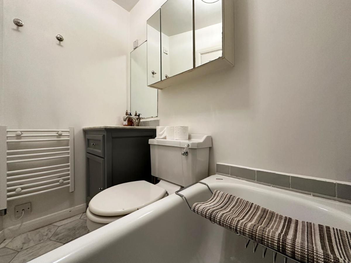 Kelly's Place Near Liverpool Street Londra